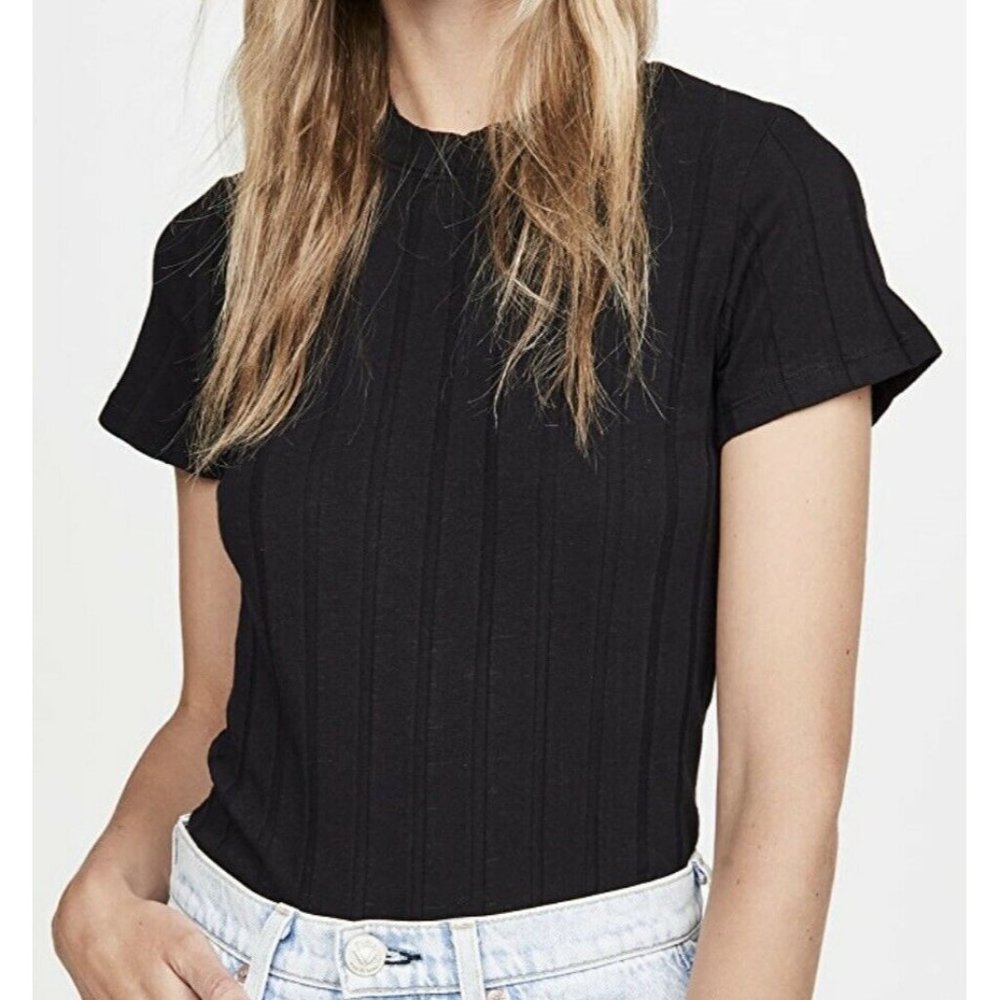 Monrow Black Ribbed Bodysuit Size Medium New - Picture 1 of 3